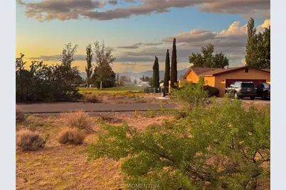 7856 E Saddleback Drive, Kingman, AZ 86401 - Photo 3