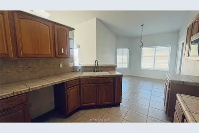 5518 S Praise Avenue, Fort Mohave, AZ 86426 - Photo 3