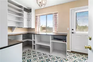 9781 N Vista Dr, Kingman, AZ 86401 - Photo 13