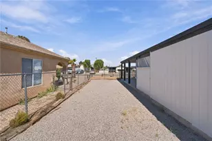 5708 S Loop Ln, Fort Mohave, AZ 86426 - Photo 45