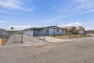 5708 S Loop Ln, Fort Mohave, AZ 86426 - Photo 5