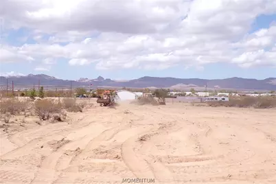 306-12-135 Chino, Golden Valley, AZ 86413 - Photo 3