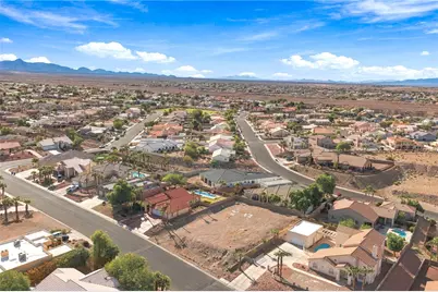 2070 N Jo Ann Avenue, Bullhead City, AZ 86442 - Photo 5