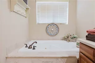 890 Florence Ave, Bullhead City, AZ 86429 - Photo 27
