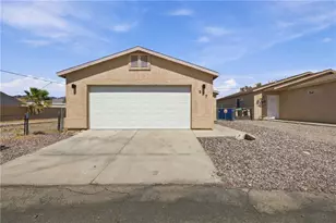 537 Havasu Ln, Bullhead City, AZ 86442 - Photo 1