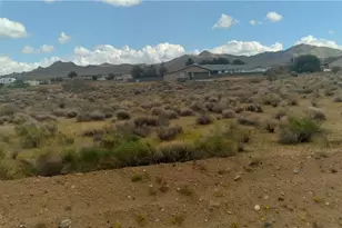 9492 N Broken Saddle Dr, Kingman, AZ 86401 - Photo 1