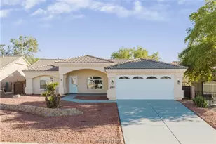 2064 E Desert Lakes Dr, Fort Mohave, AZ 86426 - Photo 1
