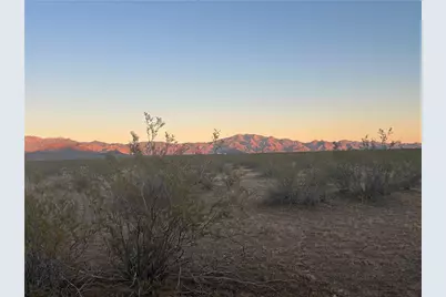 215-09-014E Centennial, Golden Valley, AZ 86413 - Photo 5
