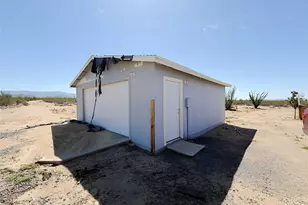 2656 Desierto Rd, Yucca, AZ 86438 - Photo 15
