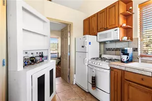 7241 E Shadow Ridge Dr, Yucca, AZ 86438 - Photo 11