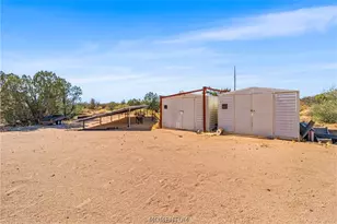7241 E Shadow Ridge Dr, Yucca, AZ 86438 - Photo 33