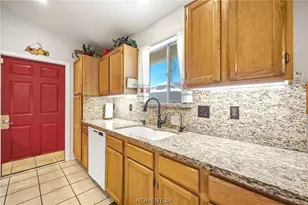 2623 Valentine Ave, Kingman, AZ 86401 - Photo 13