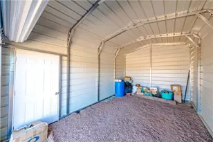 1033 S Estrella Rd, Golden Valley, AZ 86413 - Photo 23