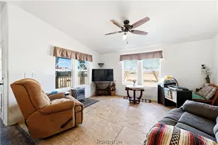 1033 S Estrella Rd, Golden Valley, AZ 86413 - Photo 9