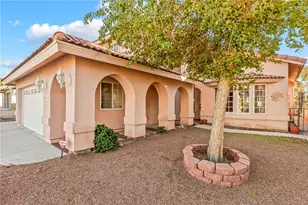 2092 E Desert Lakes Dr, Fort Mohave, AZ 86426 - Photo 3