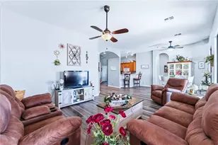 2836 Esmerelda Dr, Bullhead City, AZ 86429 - Photo 11