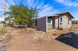 3404 N Verde Rd, Golden Valley, AZ 86413 - Photo 3