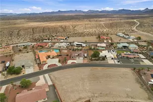 2885 Grandhill Rd, Bullhead City, AZ 86442 - Photo 11