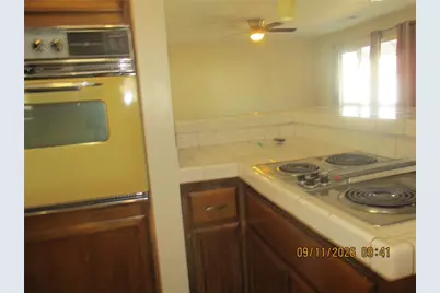 1772 Riverside Drive, Bullhead City, AZ 86442 - Photo 17