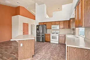 1919 E Crater Lake Dr, Fort Mohave, AZ 86426 - Photo 23