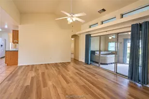 7706 E Silver Concho Ct, Kingman, AZ 86401 - Photo 13