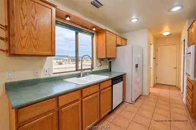 7706 E Silver Concho Court, Kingman, AZ 86401 - Photo 17
