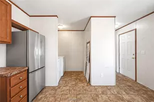 686 Ramar Rd, Bullhead City, AZ 86442 - Photo 17