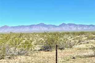 21477 S Sundance Kid Rd, Yucca, AZ 86438 - Photo 49