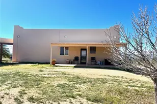 21477 S Sundance Kid Rd, Yucca, AZ 86438 - Photo 7