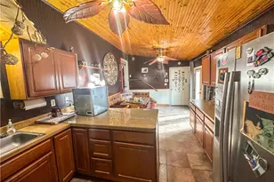 923 Swan Dr, Bullhead City, AZ 86442 - Photo 7