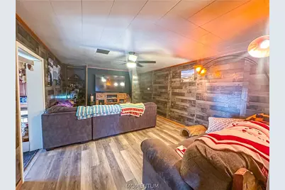 923 Swan Drive, Bullhead City, AZ 86442 - Photo 9