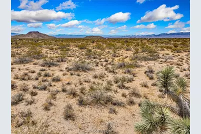 244-09-422 E Gate Drive, Yucca, AZ 86438 - Photo 3