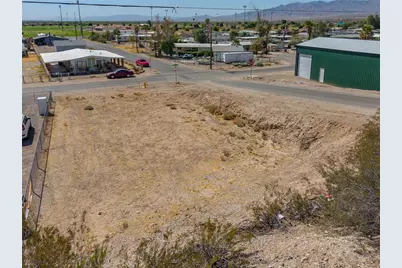 901 Swan Drive, Bullhead City, AZ 86442 - Photo 19