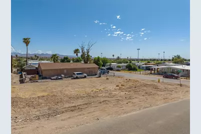 901 Swan Drive, Bullhead City, AZ 86442 - Photo 37