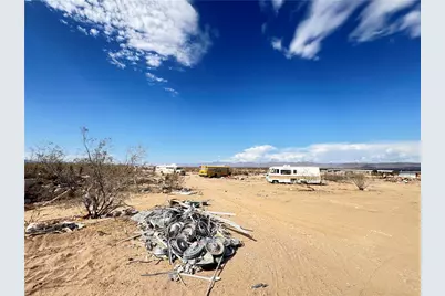 2724 S Jade Road, Golden Valley, AZ 86413 - Photo 7