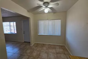 2181 Clearwater Dr, Bullhead City, AZ 86442 - Photo 5