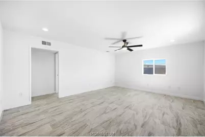 875 Coral Reef Drive, Bullhead City, AZ 86442 - Photo 9