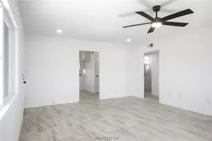 875 Coral Reef Dr, Bullhead City, AZ 86442 - Photo 11