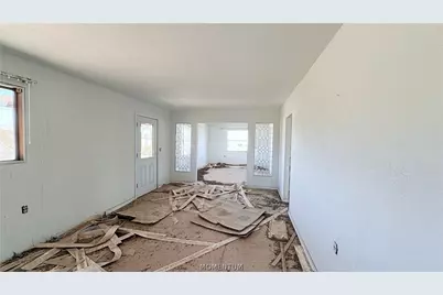 2330 S Estrella Road, Golden Valley, AZ 86413 - Photo 5