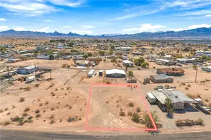 13148 S Cove Pkwy, Topock, AZ 86436 - Photo 1