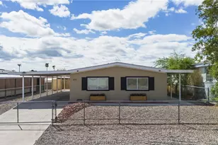 976 Roadrunner Dr, Bullhead City, AZ 86442 - Photo 47
