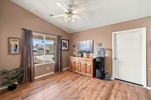 7812 E Larkspur Dr, Kingman, AZ 86401 - Photo 13