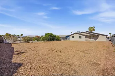 4848 S Baronsgate Way, Fort Mohave, AZ 86426 - Photo 11