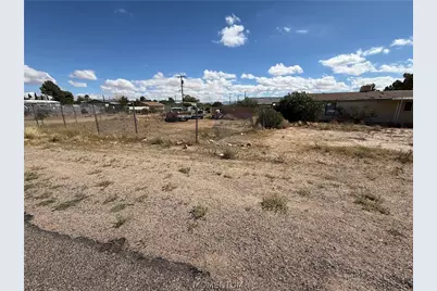 2065 E Potter Avenue, Kingman, AZ 86409 - Photo 5