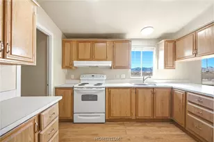 7520 W Shipp Dr, Golden Valley, AZ 86413 - Photo 19