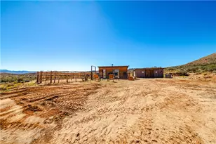 7649 N Frerichs Ranch Rd, Hackberry, AZ 86411 - Photo 33