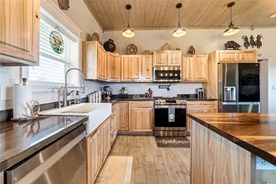 7649 N Frerichs Ranch Road, Hackberry, AZ 86411 - Photo 13