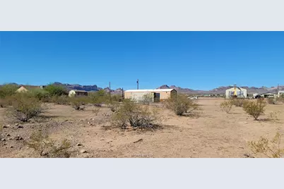 870 S Escuela Road, Golden Valley, AZ 86413 - Photo 5