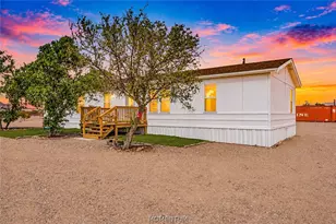 1417 S Concho Rd, Golden Valley, AZ 86413 - Photo 57