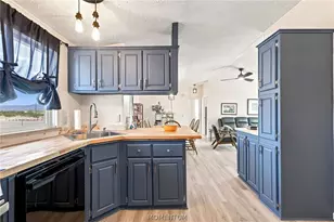 1417 S Concho Rd, Golden Valley, AZ 86413 - Photo 15